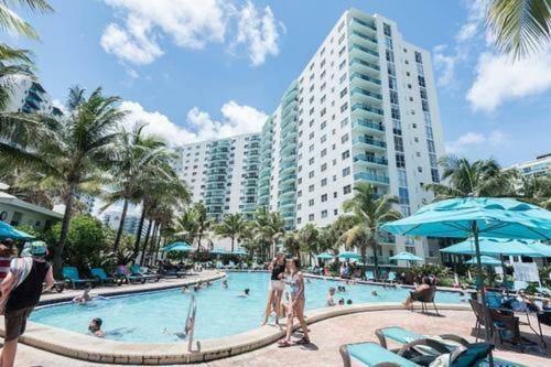 Tides Apt On Hollywood Beach Buitenkant foto